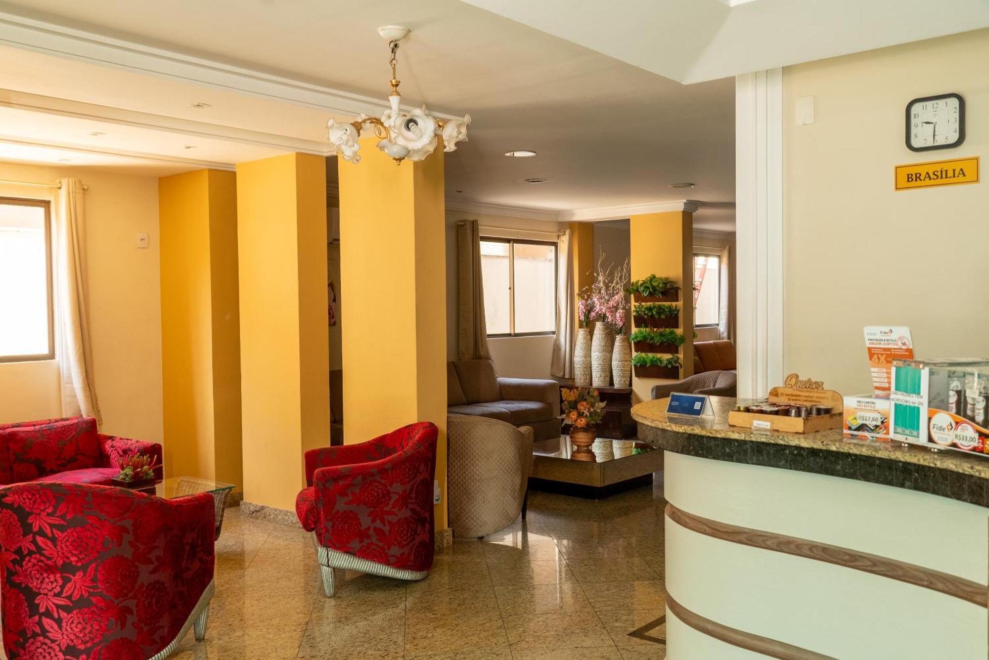 Crystal Plaza Hotel Marista — Foto’s 1